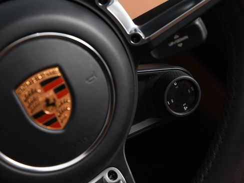 Used 2019 Porsche 911 Targa 4 GTS AWD/4WD image 19