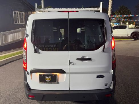 Used 2017 Ford Transit Connect XL image 6
