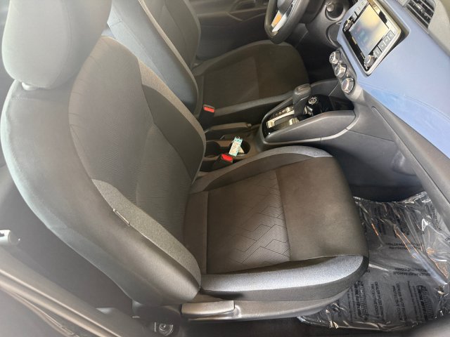 Used 2024 Nissan Versa SV FWD image 24