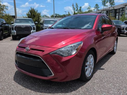 Certified 2017 Toyota Yaris iA FWD image 2