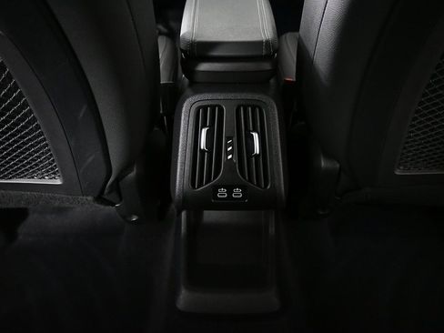 Used 2023 BMW X1 xDrive28i image 17