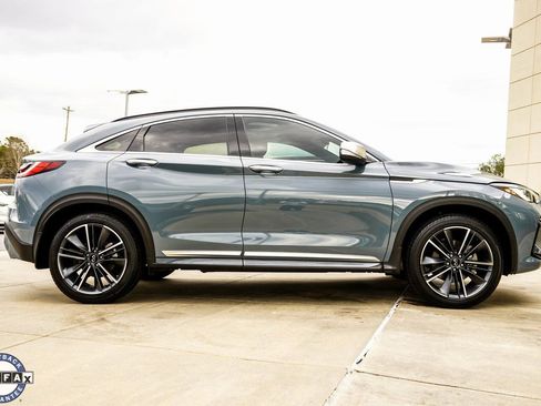 Certified 2025 INFINITI QX55 Luxe w/ Accent Package image 6