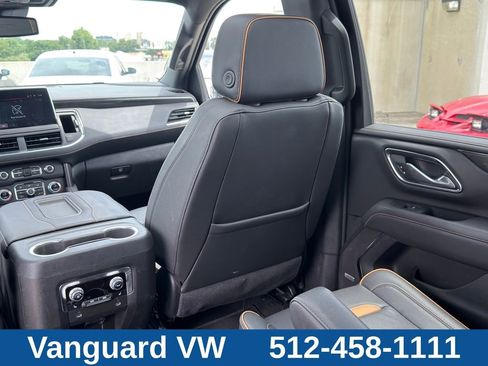 Used 2024 GMC Yukon XL AT4 AWD/4WD image 35