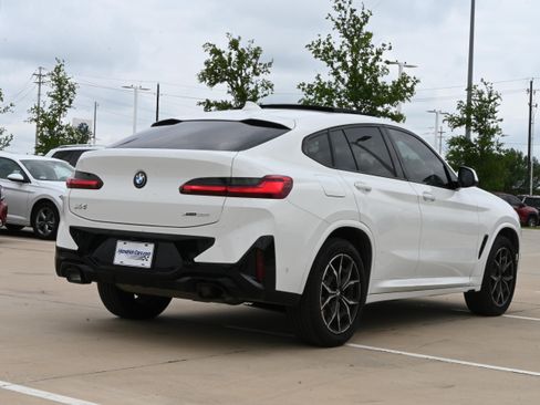 Certified 2025 BMW X4 xDrive30i w/ Premium Package AWD/4WD image 9