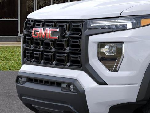 New 2026 GMC Canyon Elevation w/ Convenience Package RWD image 13