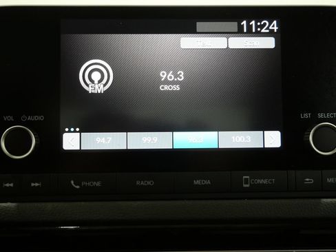 Used 2024 Honda Civic EX image 18