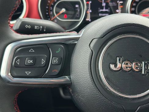 Used 2023 Jeep Gladiator Rubicon AWD/4WD image 26