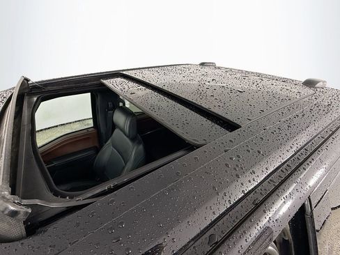 Used 2021 Ford F150 Lariat w/ Equipment Group 502A High image 26