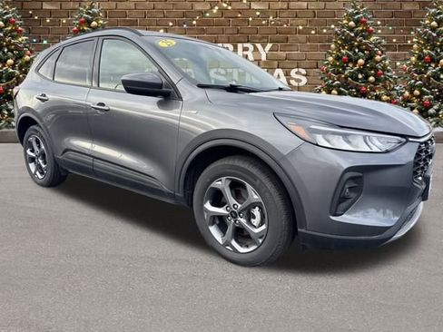 Used 2025 Ford Escape ST-Line Select image 9