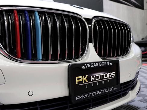 Used 2016 BMW 740i image 14