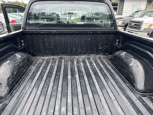 Used 2006 Mitsubishi Raider LS RWD image 15