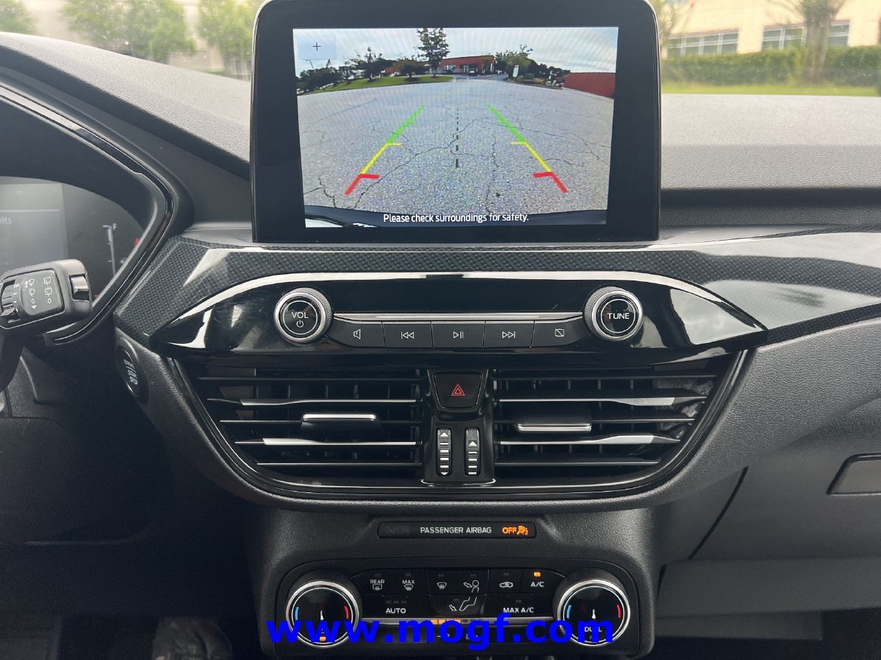 Used 2025 Ford Escape ST-Line FWD image 8