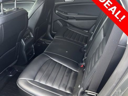 Used 2024 Ford Edge SEL image 12