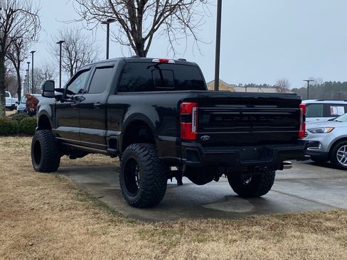 Used 2025 Ford F250 Platinum image 4