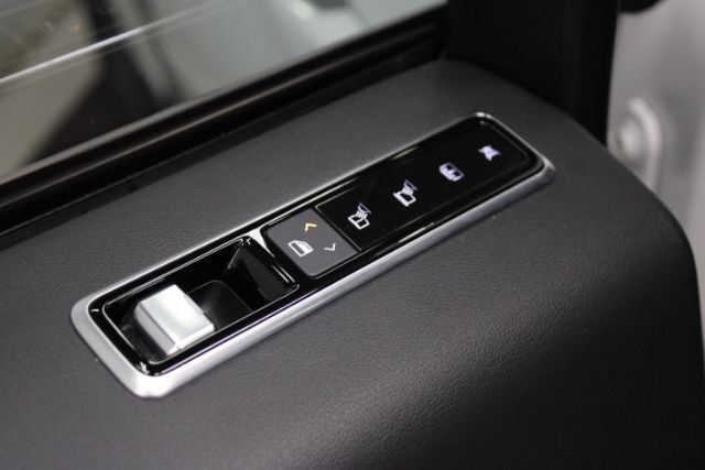 Used 2020 Land Rover Range Rover HSE AWD/4WD image 23