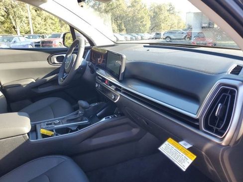 New 2025 Kia Sorento S w/ Panoramic Sunroof Package FWD image 5