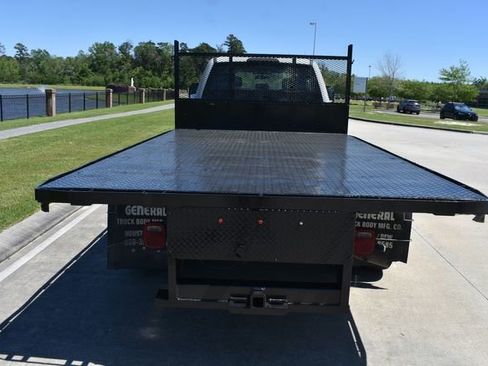 Used 2017 Ford F450 XL w/ Power Equipment Group image 6