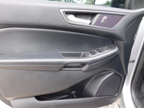 Used 2022 Ford Edge SE AWD/4WD image 14