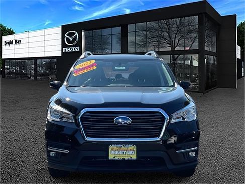 Used 2022 Subaru Ascent Limited image 2