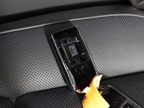 New 2026 Rolls-Royce Cullinan AWD/4WD image 37