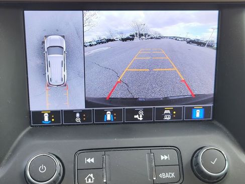 Used 2022 GMC Acadia Denali w/ Black Diamond Edition AWD/4WD image 5