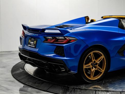 Used 2020 Chevrolet Corvette Stingray Premium Conv w/ 3LT Preferred Equipment Group image 19