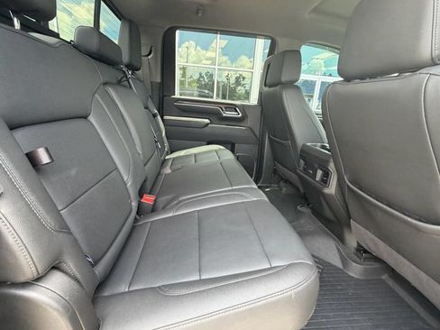 Used 2025 Chevrolet Silverado 2500 LT w/ Safety Package AWD/4WD image 15