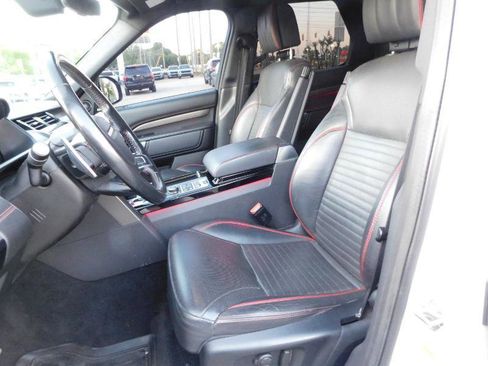 Used 2018 Land Rover Discovery HSE Luxury image 13