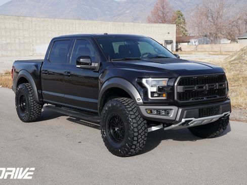 Used 2017 Ford F150 Raptor w/ Equipment Group 802A Luxury image 2
