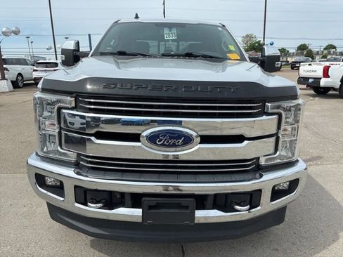 Used 2019 Ford F250 Lariat w/ Chrome Package AWD/4WD image 2