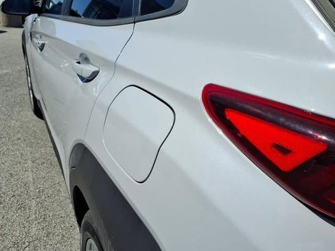 Used 2022 Hyundai Kona SEL AWD/4WD image 18