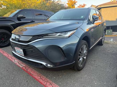 Used 2022 Toyota Venza XLE