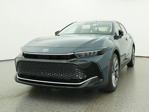 New 2026 Toyota Crown AWD/4WD image 32