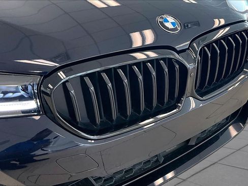 Used 2023 BMW M550i xDrive AWD/4WD image 28