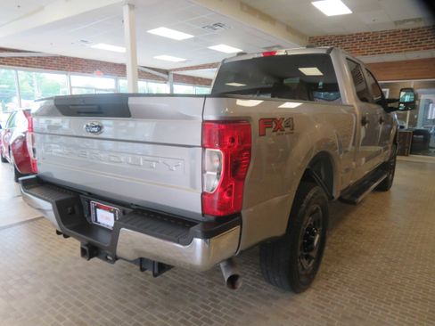 Used 2020 Ford F250 XL w/ STX Appearance Package AWD/4WD image 4
