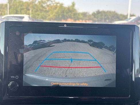 Used 2024 Toyota Corolla LE FWD image 10