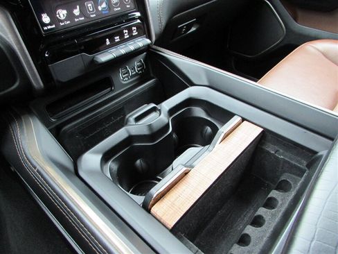 Used 2020 RAM 1500 Limited image 34