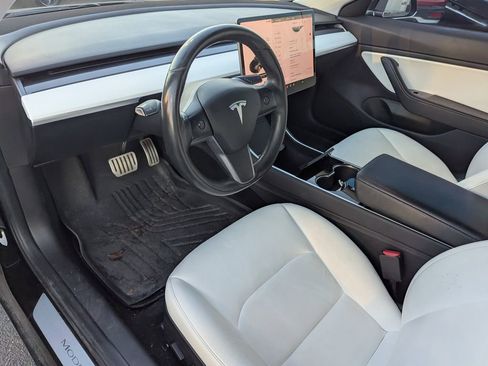 Used 2018 Tesla Model 3 image 19