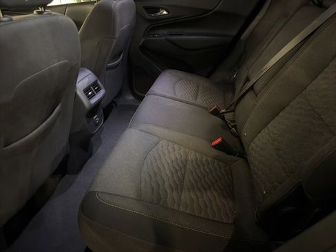 Used 2019 Chevrolet Equinox LT image 11