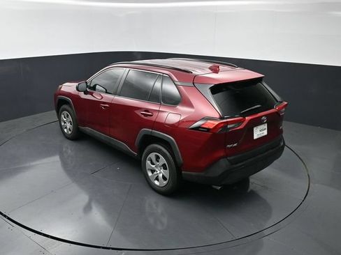 Used 2021 Toyota RAV4 LE FWD image 15