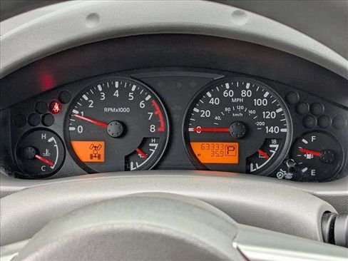 Used 2018 Nissan Frontier SV image 11