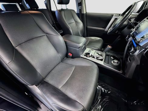 Used 2024 Toyota 4Runner Limited AWD/4WD image 14