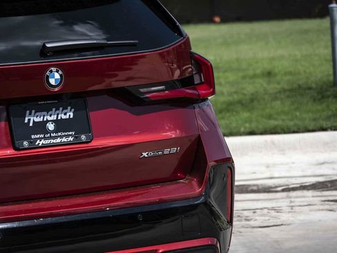 New 2026 BMW X1 xDrive28i image 7