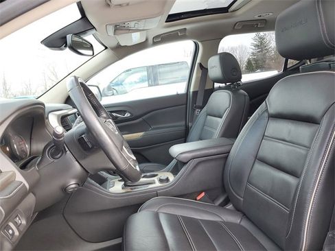 Used 2018 GMC Acadia Denali w/ Technology Package image 21