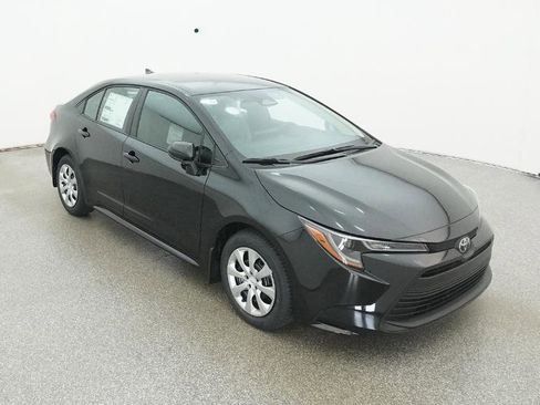 New 2026 Toyota Corolla LE image 30