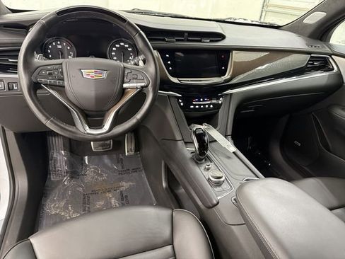 Certified 2025 Cadillac XT6 Sport w/ Platinum Package image 22