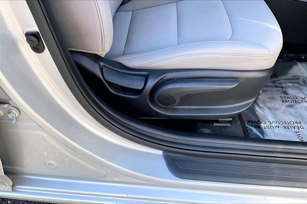 Used 2020 Hyundai Elantra SEL FWD image 32