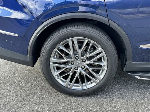 Used 2022 Acura MDX SH-AWD w/ Advance Package image 18