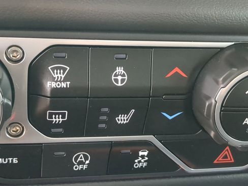 Used 2025 Jeep Gladiator Rubicon w/ Convenience Group image 22