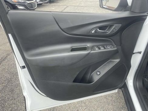 Used 2024 Chevrolet Equinox LT image 21